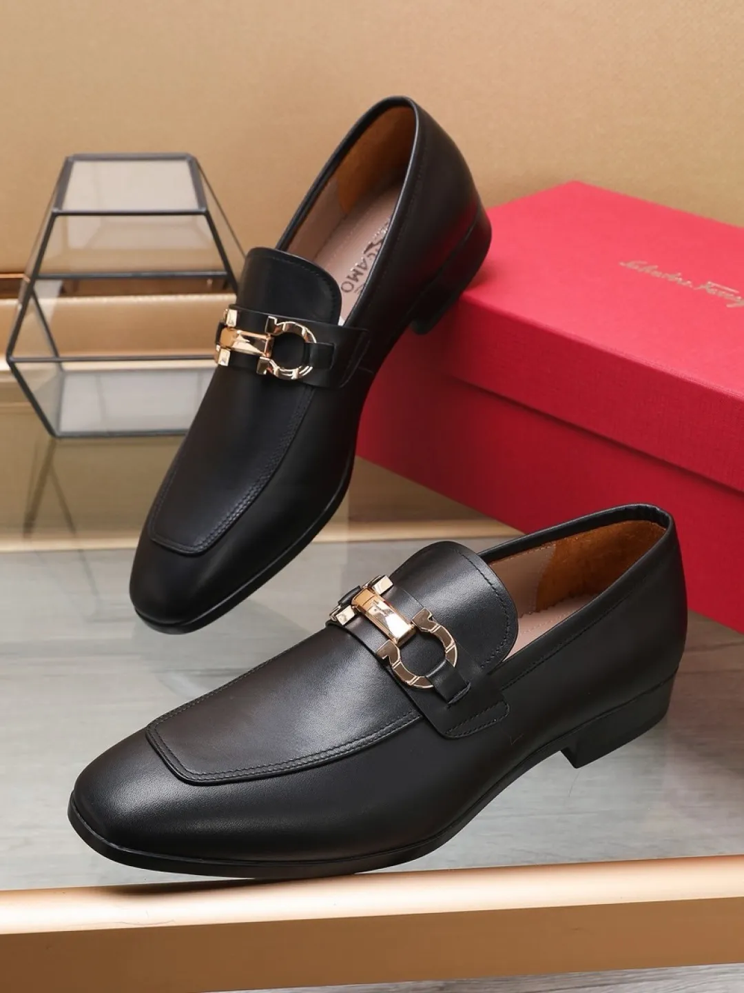 P620💰🔥《Ferragamo》👏Latest • High-end top brand luxury ~ purchasing agency, top quality ~. New fashionable business men's shoes 🔜The uppers are made of original calfskin➕cowhide and lining, with fine workmanship. The original stylish and soft combination wear-resistant and non-slip outsole is light and comfortable on the feet. The real thing looks better in real life. Size: 38/45